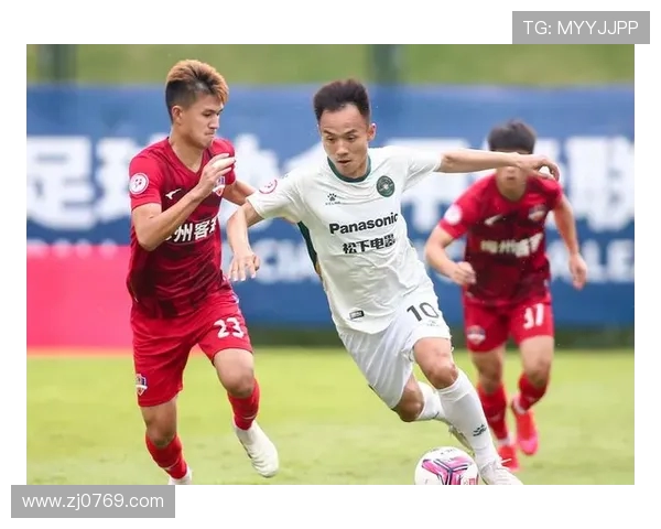 南京乒乓球队在冠军赛积分榜上以50分稳居第一名展现强劲实力